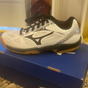 Mizuno Volleyball shoes